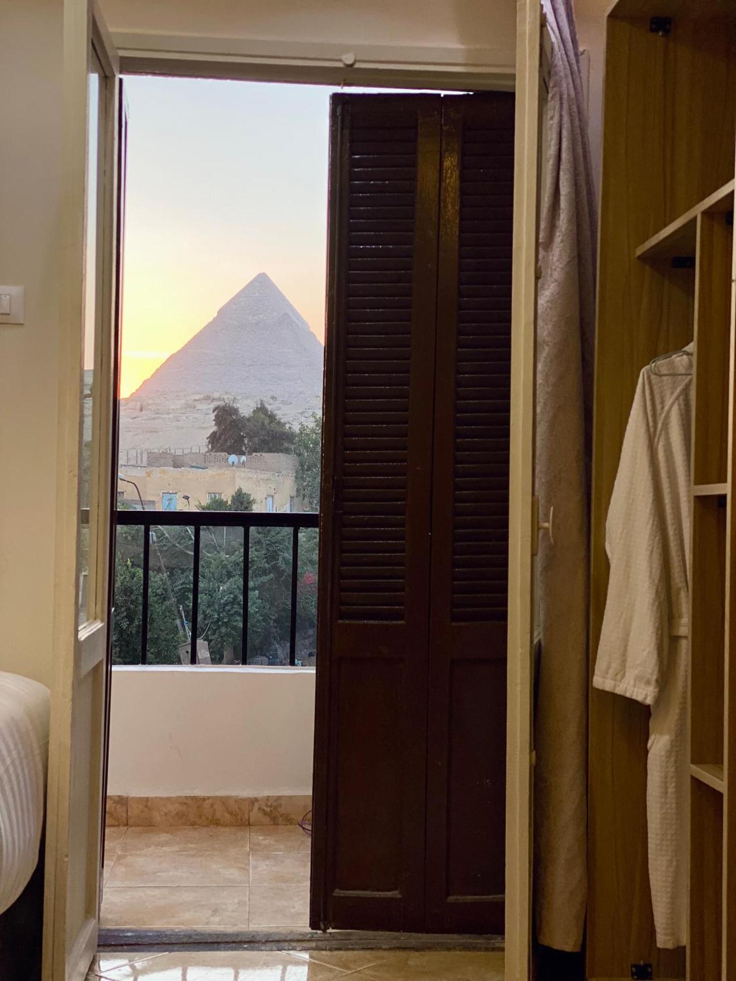 Isis Pyramids View Inn Kafret el-Gabal 外观 照片